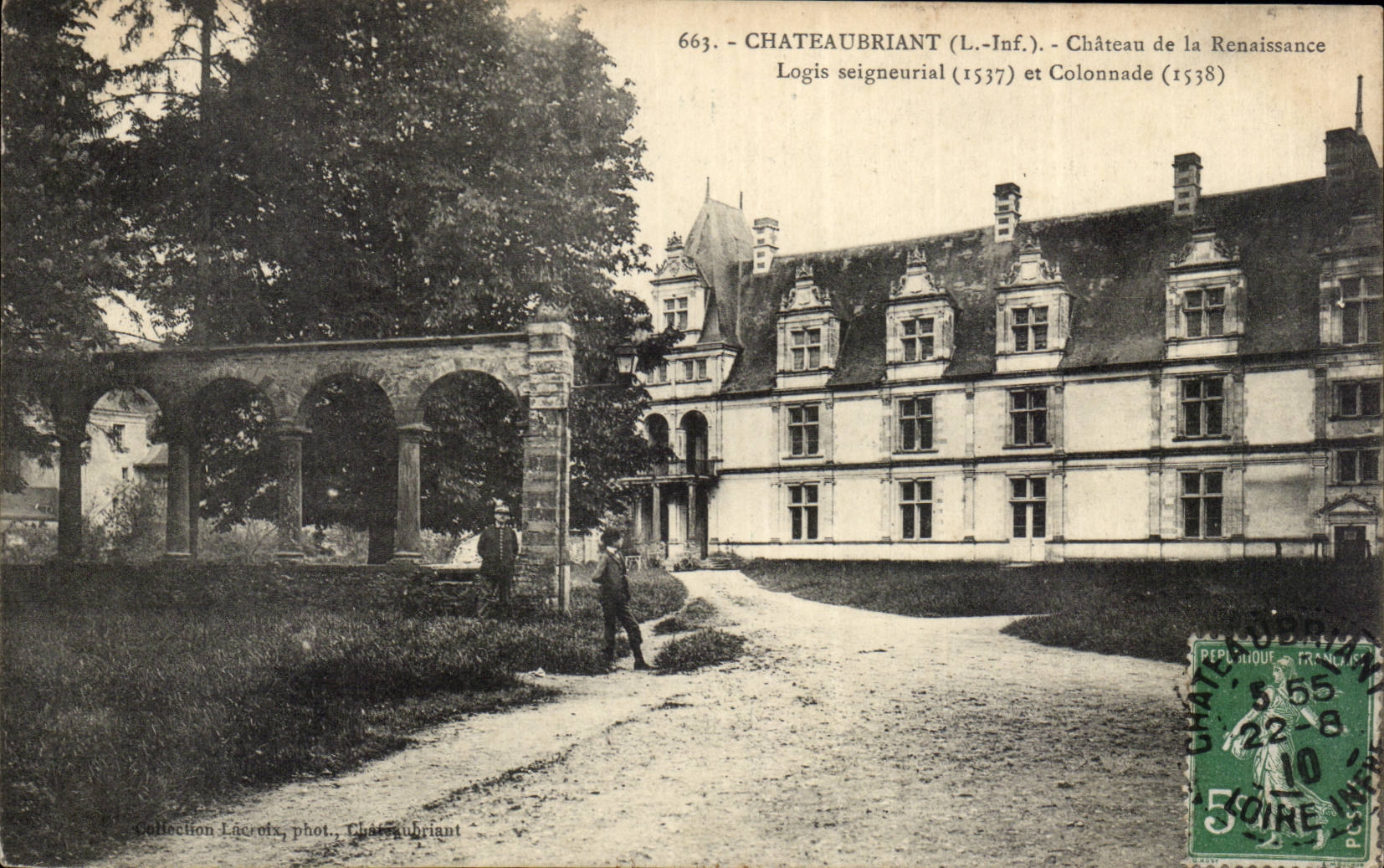 Chateaubriant CPA Chateau de la Renaissance Logis seigneurial et colonnade