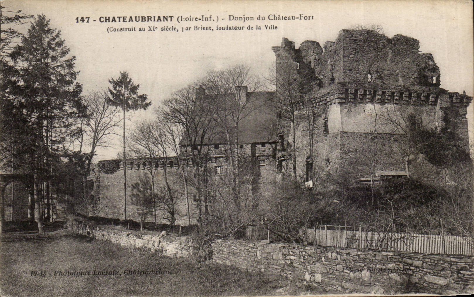 Chateaubriant CPA Donjon du chateau fort 