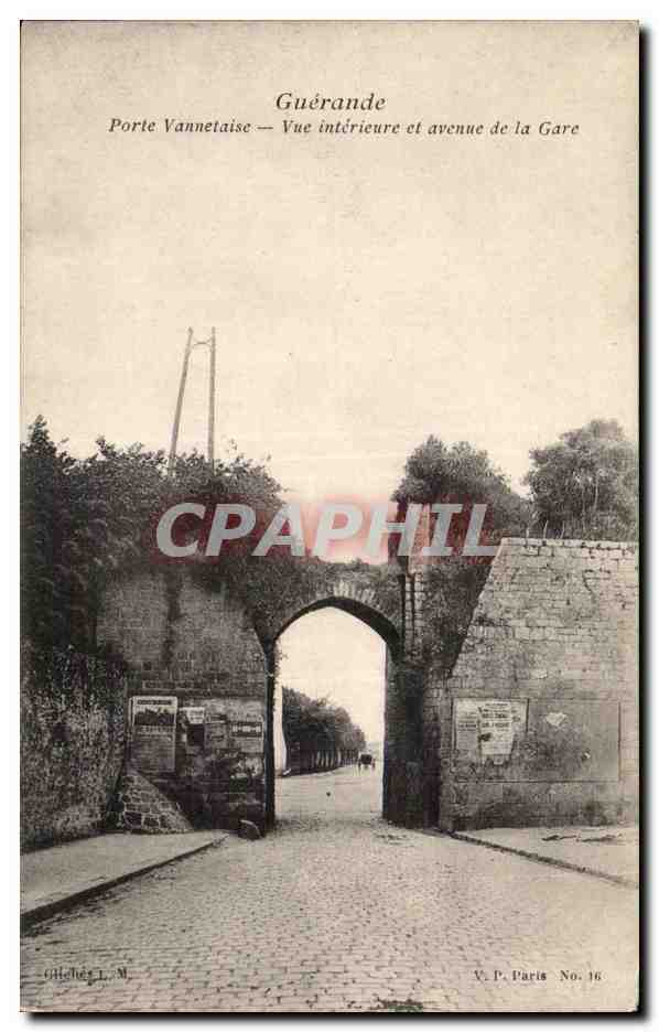 CPA Guerande Porte Vannetaise Vue interieure et avenue de la gare