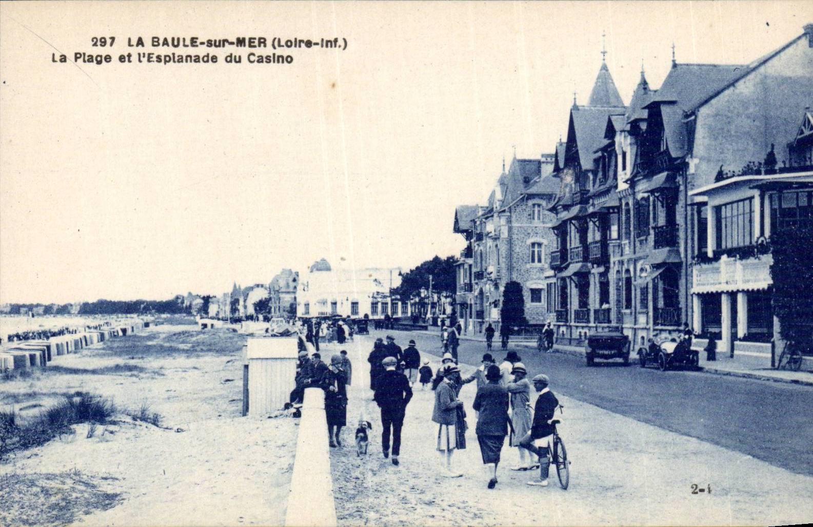 CPA La Baule sur mer La plage et l'esplanade du casino