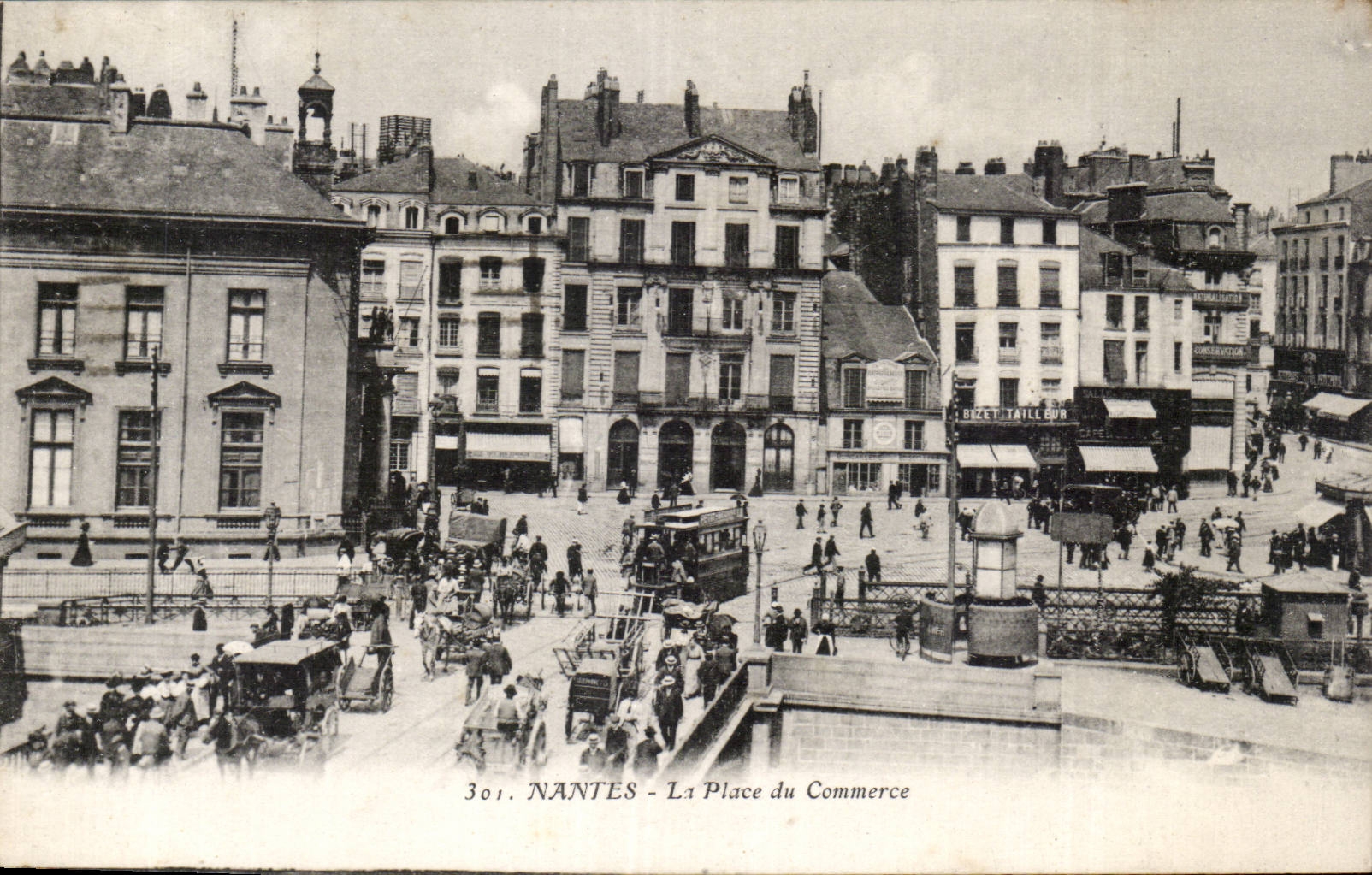 NANTES - La Place du Commerce — éditeur BIZET-TAILLOR n°301