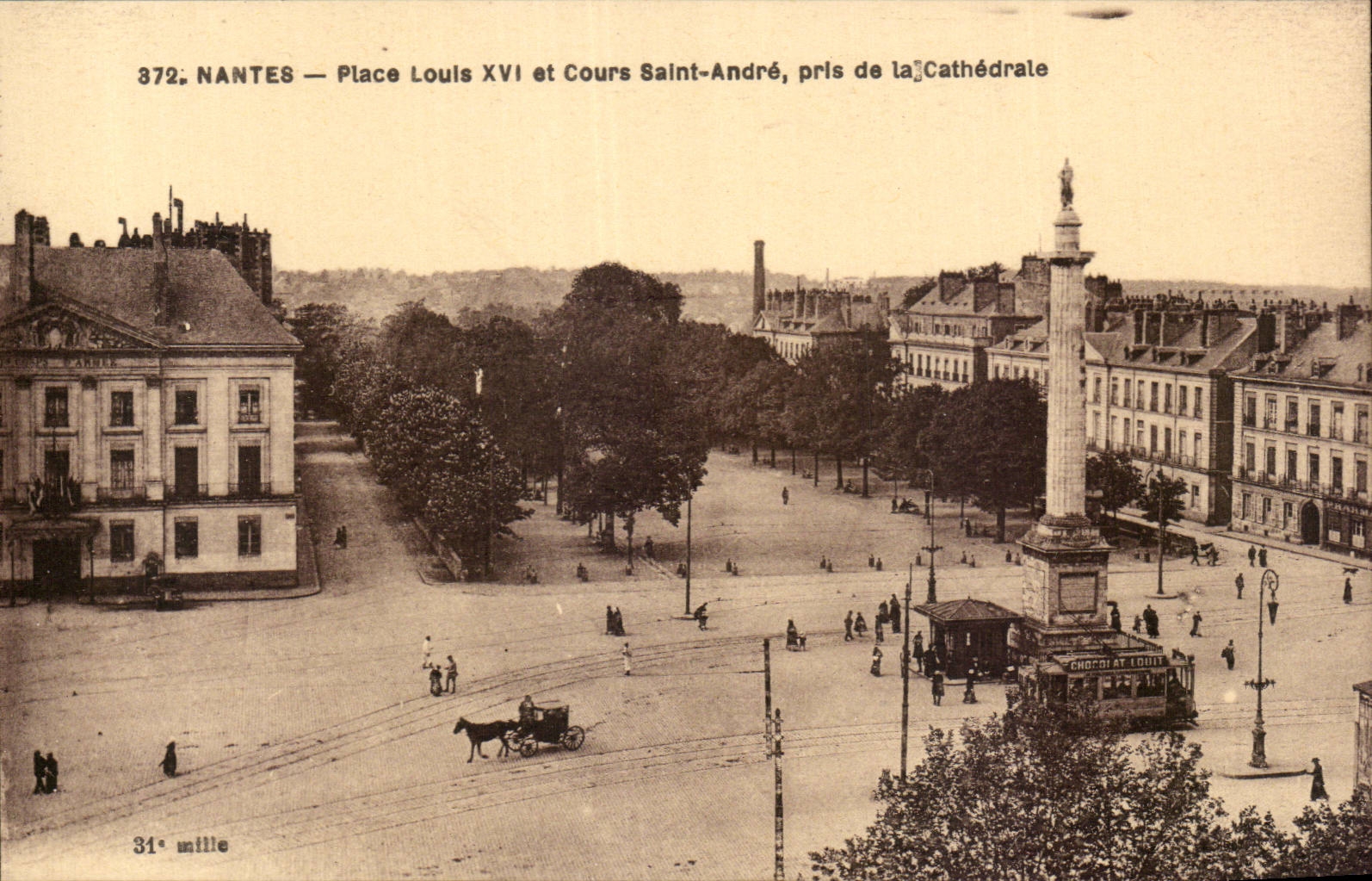CPA Nantes Place Louis XVI et cours Saint Andre pris de la cathedrale