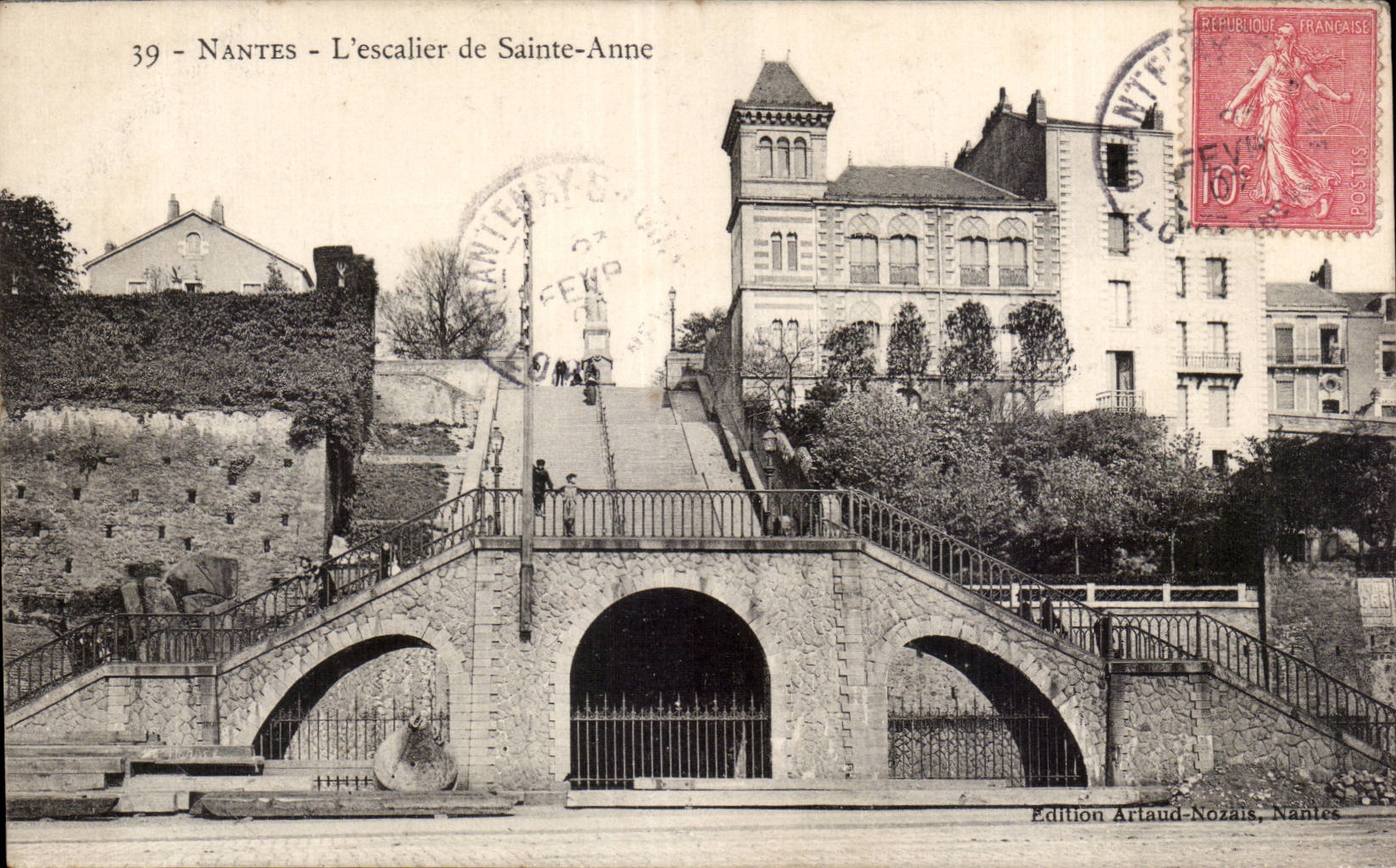 CPA Nantes L'escalier de Sainte Anne