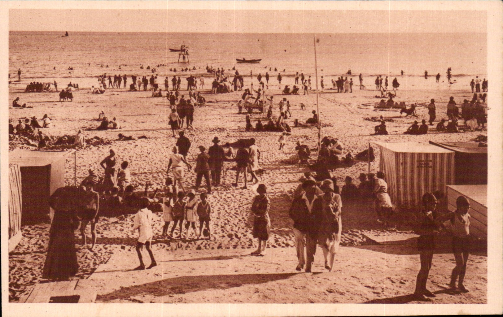 CPA La Baule sur mer L'entree de la plage