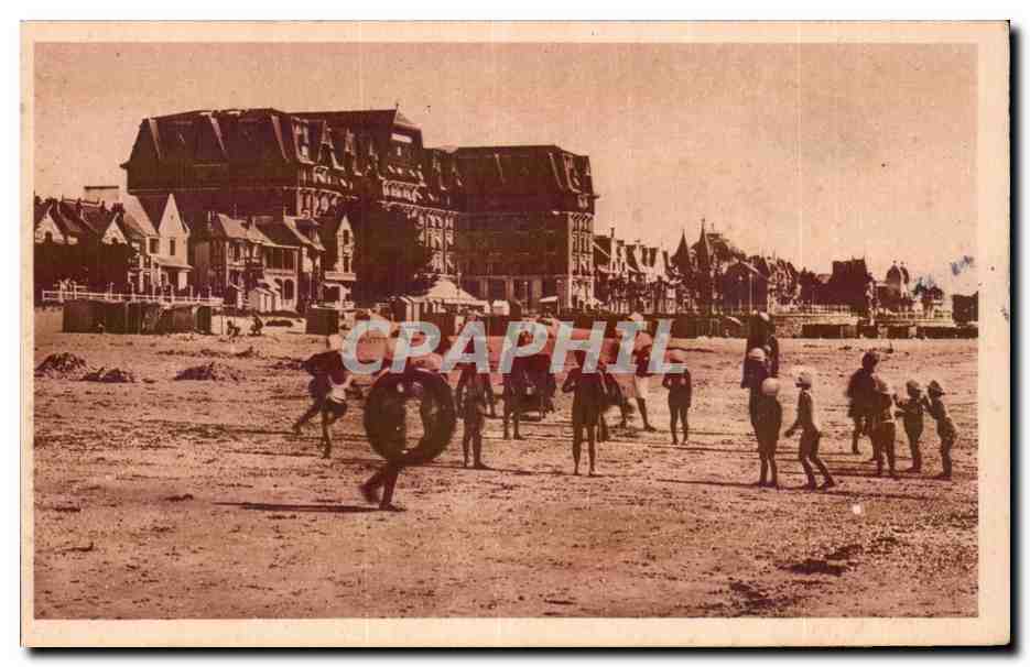 CPA La Baule sur mer La plage vue vers l'ermitage