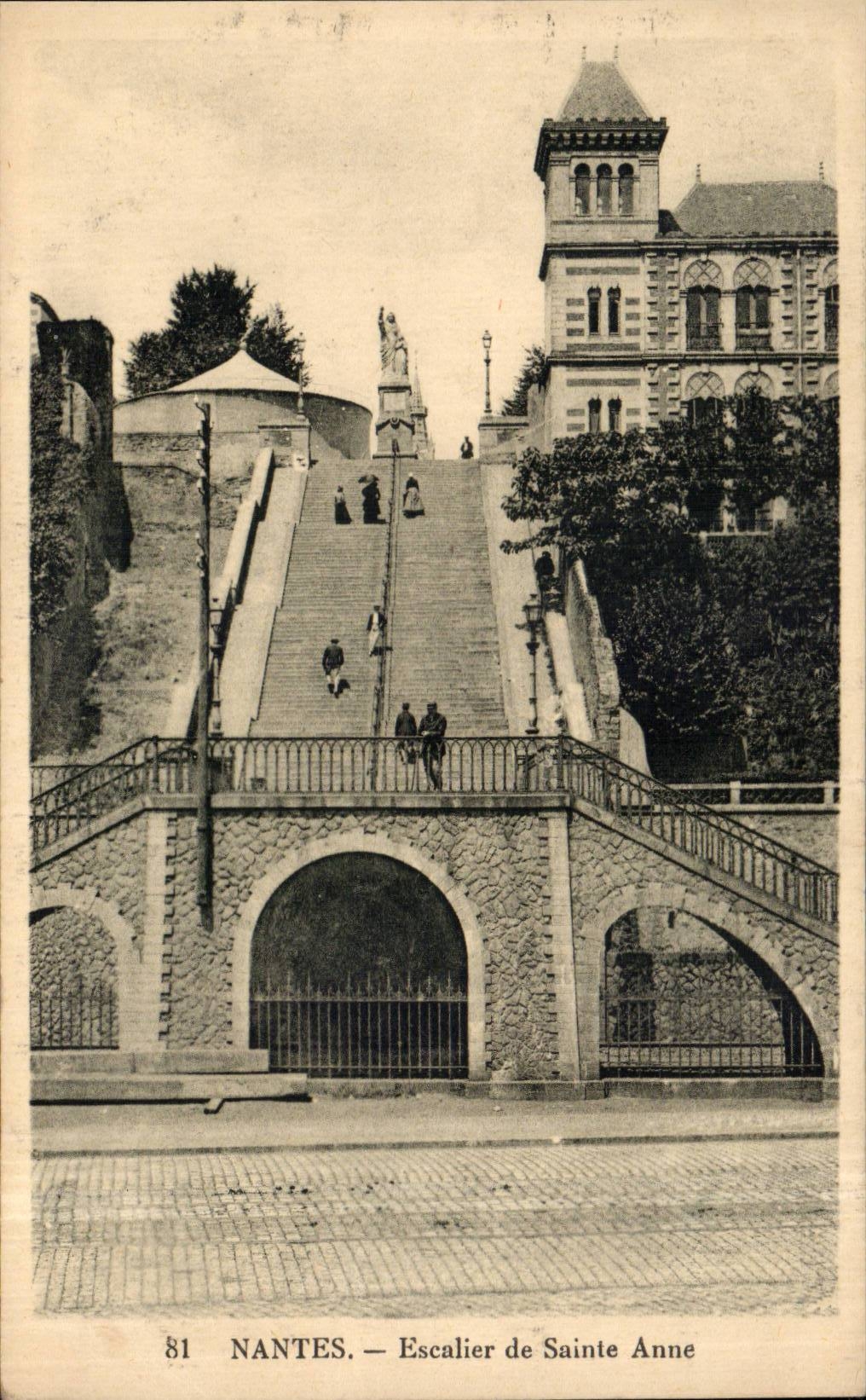 CPA Nantes Escalier de Sainte Anne