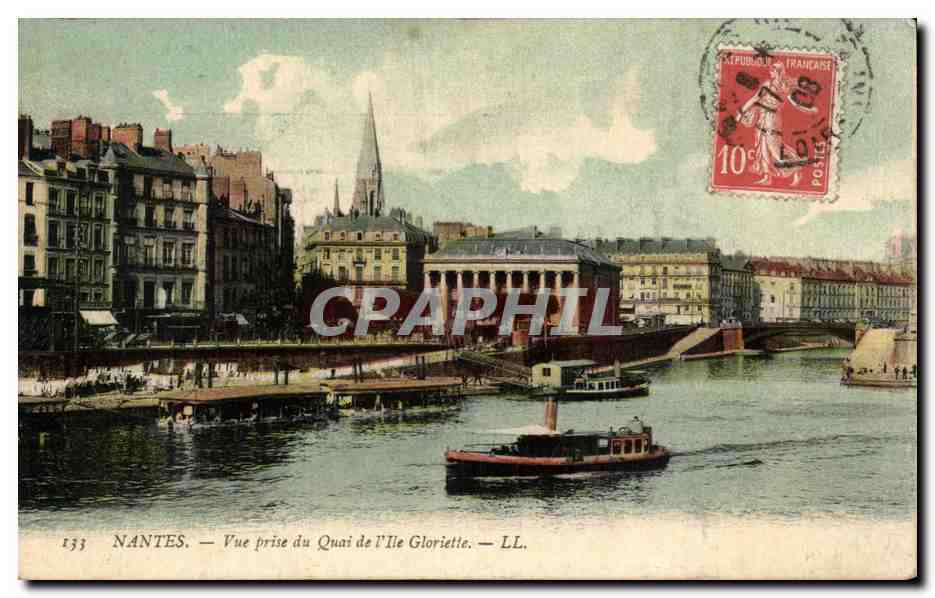 CPA Nantes vue prise du quai de l'ile Gloriette