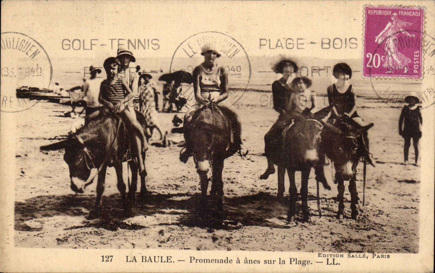 CPA La Baule promenade a anes sur la plage Donkey