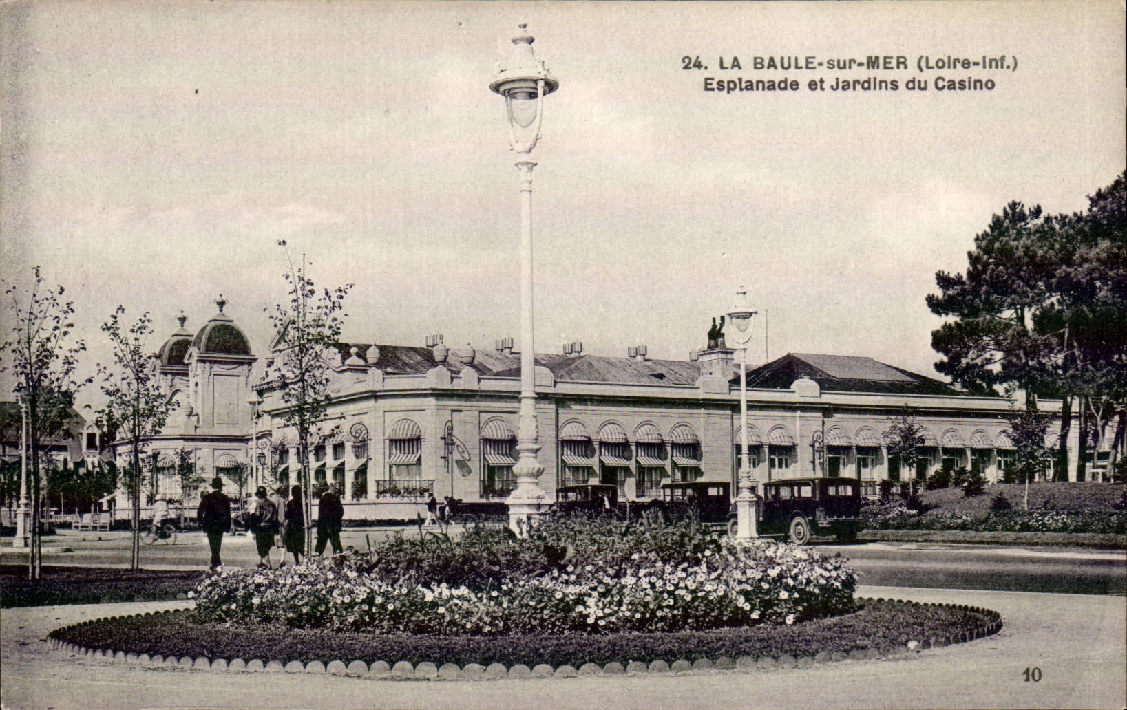 CPA La Baule sur Mer Esplanade et jardins du casino