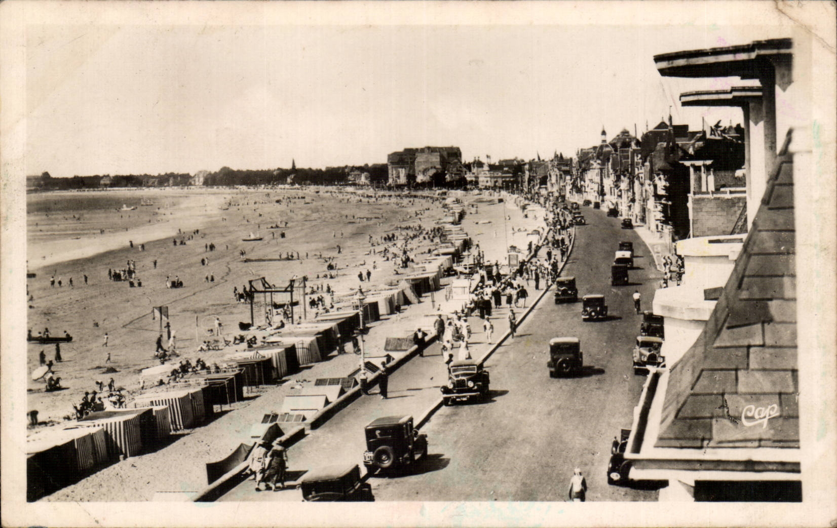La Baule CPA Boulevard de l'ocean Vue vers les casinos