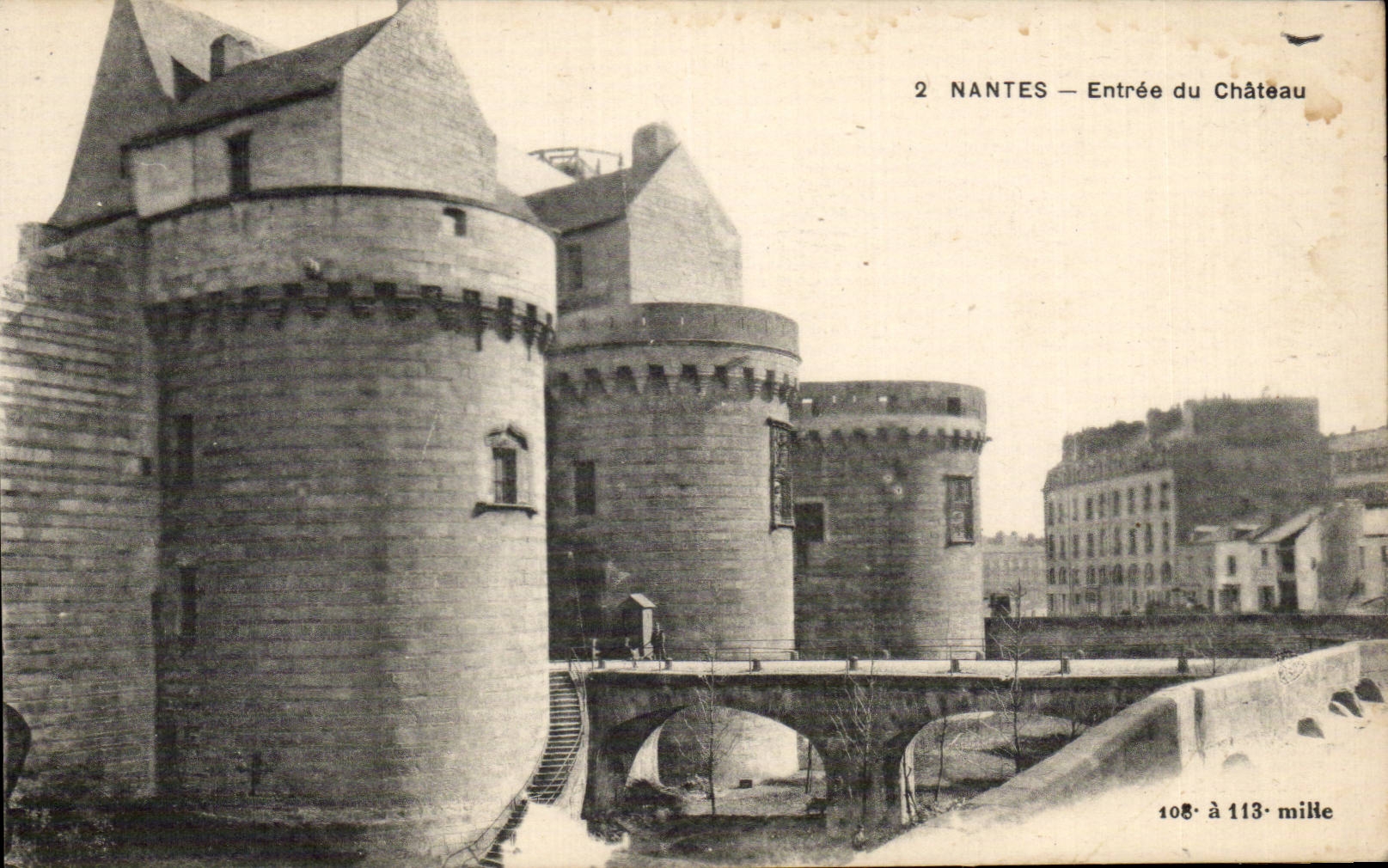CPA Nantes Entree du chateau