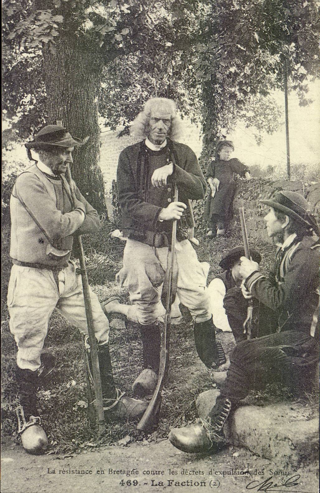 REPRODUCTION la resistance en Bretagne contre les decrets d'explusion des soeurs La faction Chouans