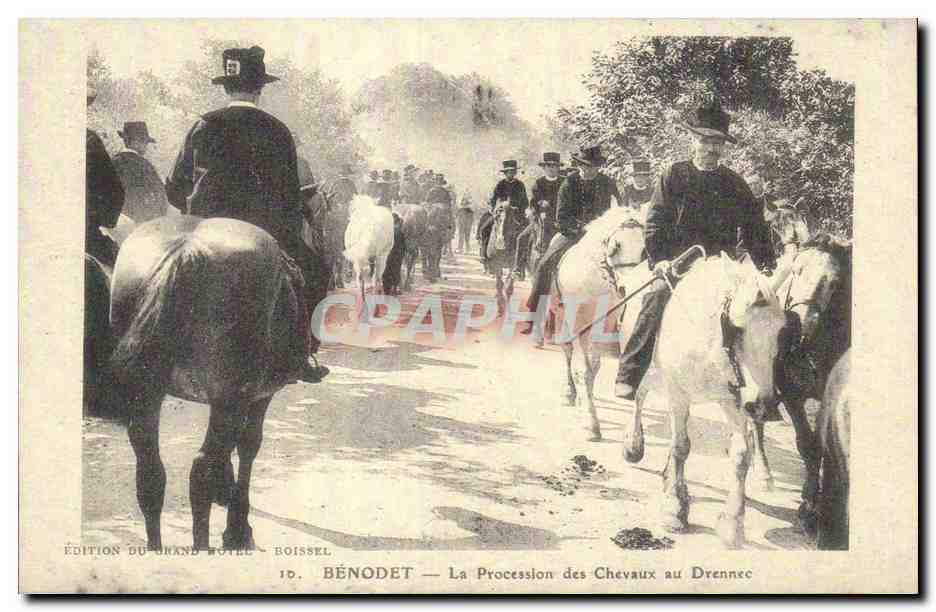 REPRODUCTION Benodet La procession des chevaux au Drennec Folklore 