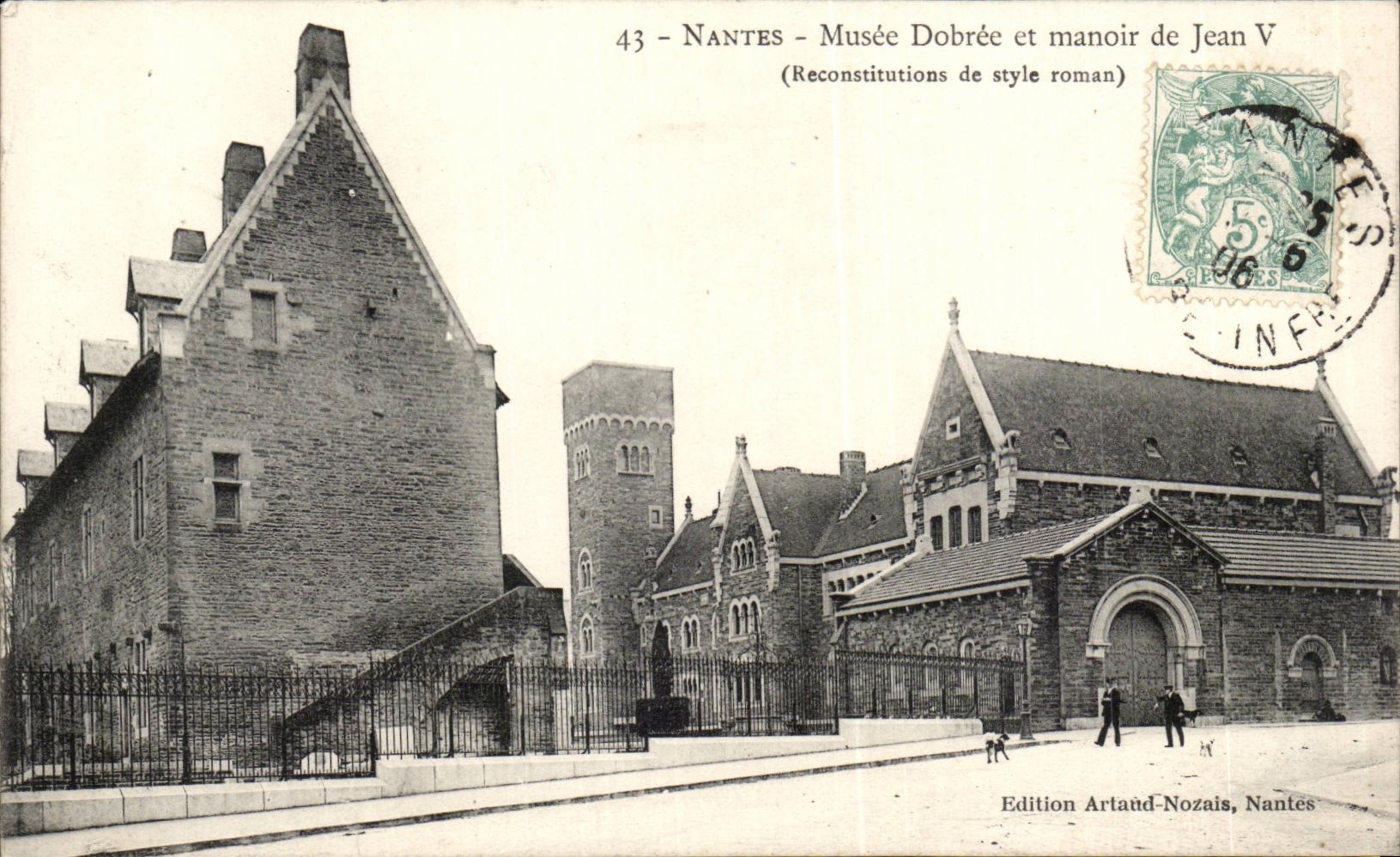 Nantes CPA Musee Dobree et manoir de Jean V