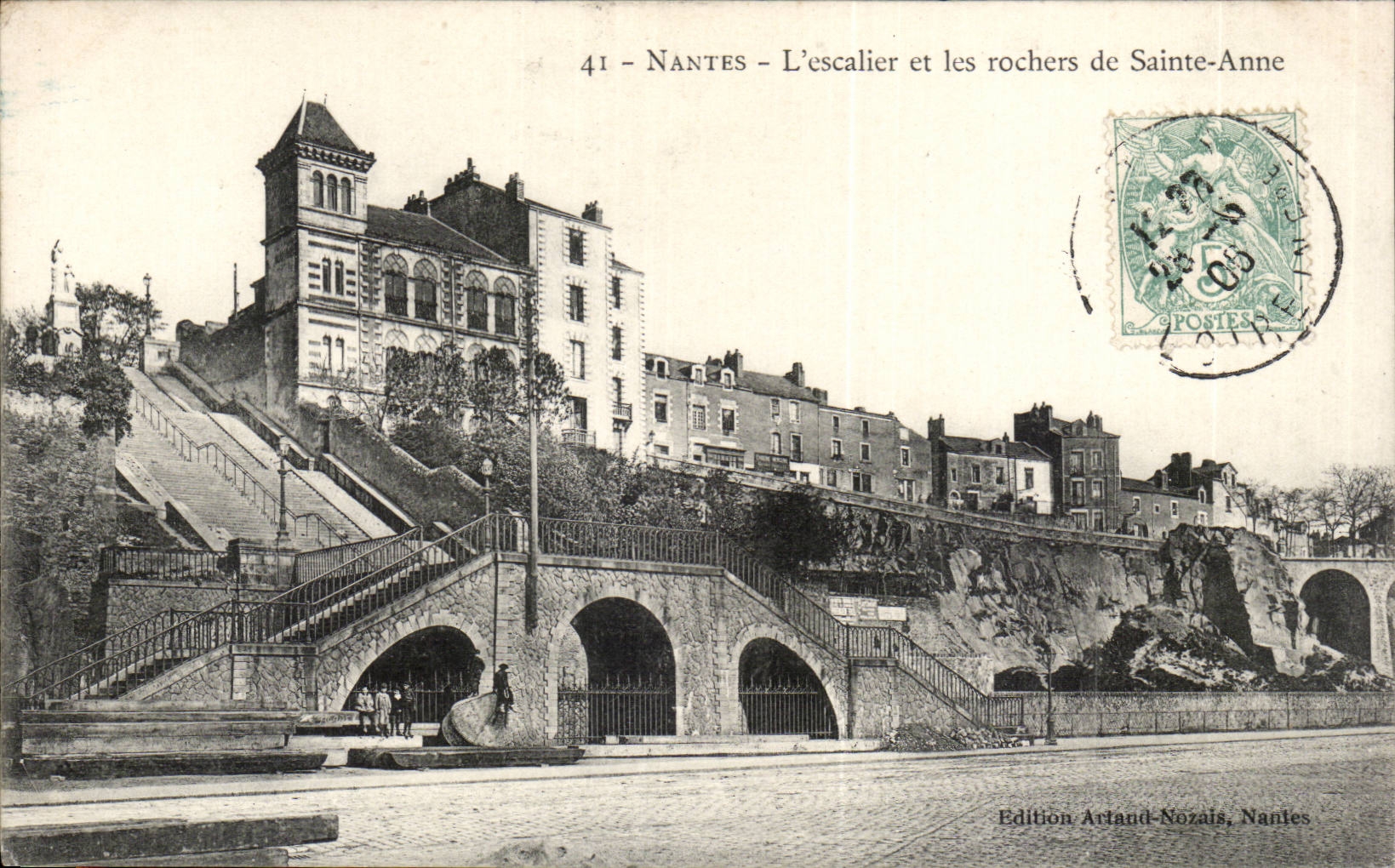 Nantes CPA L'escalier et les rochers de Sainte Anne
