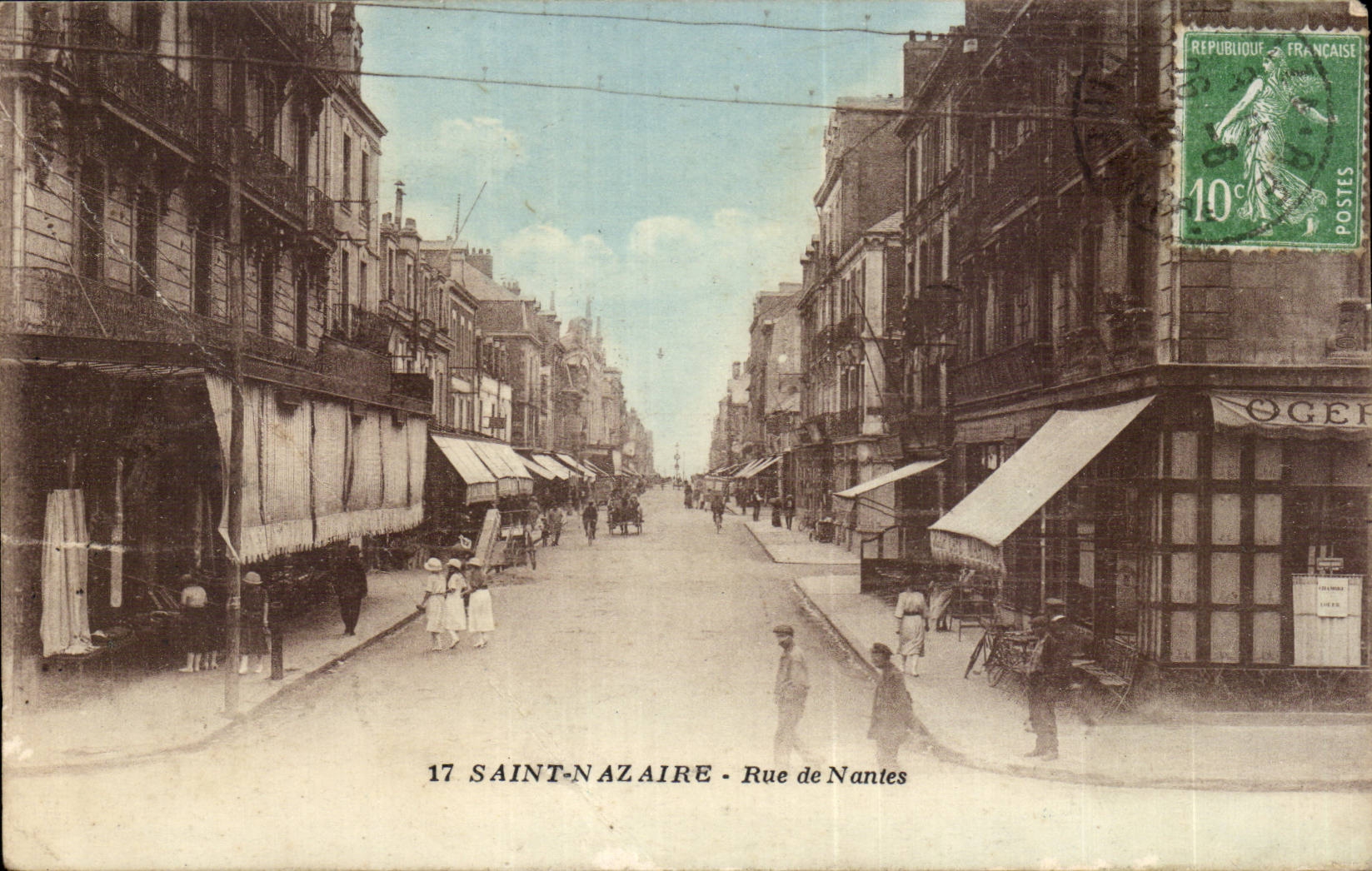 Saint Nazaire CPA Rue de Nantes
