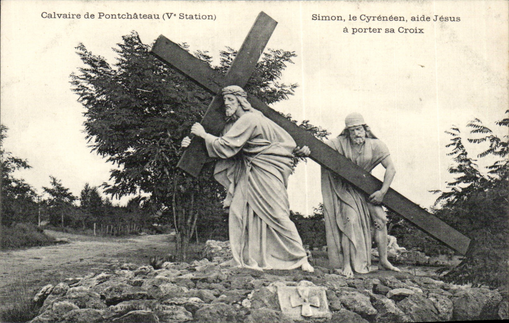 CPA Calvaire de Pontchateau Simon le Cyreneen aide Jesus a porter sa croix