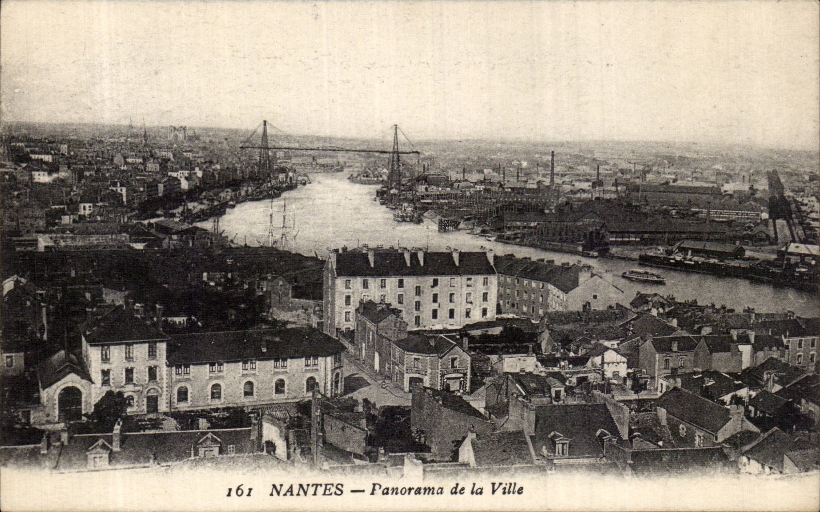 CPA Nantes Panorama de la ville