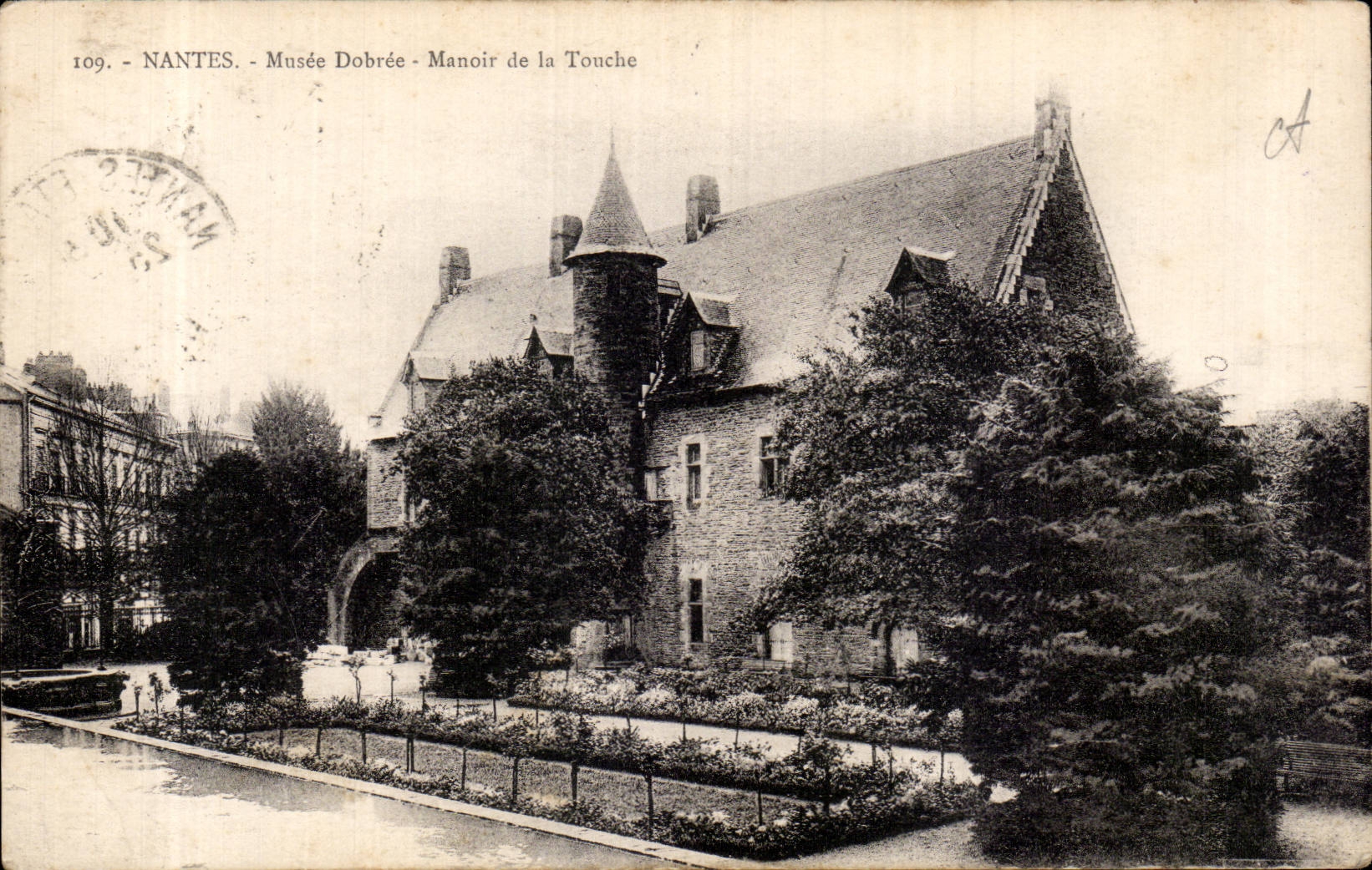 CPA Nantes Musee Dobree Manoir de la Touche