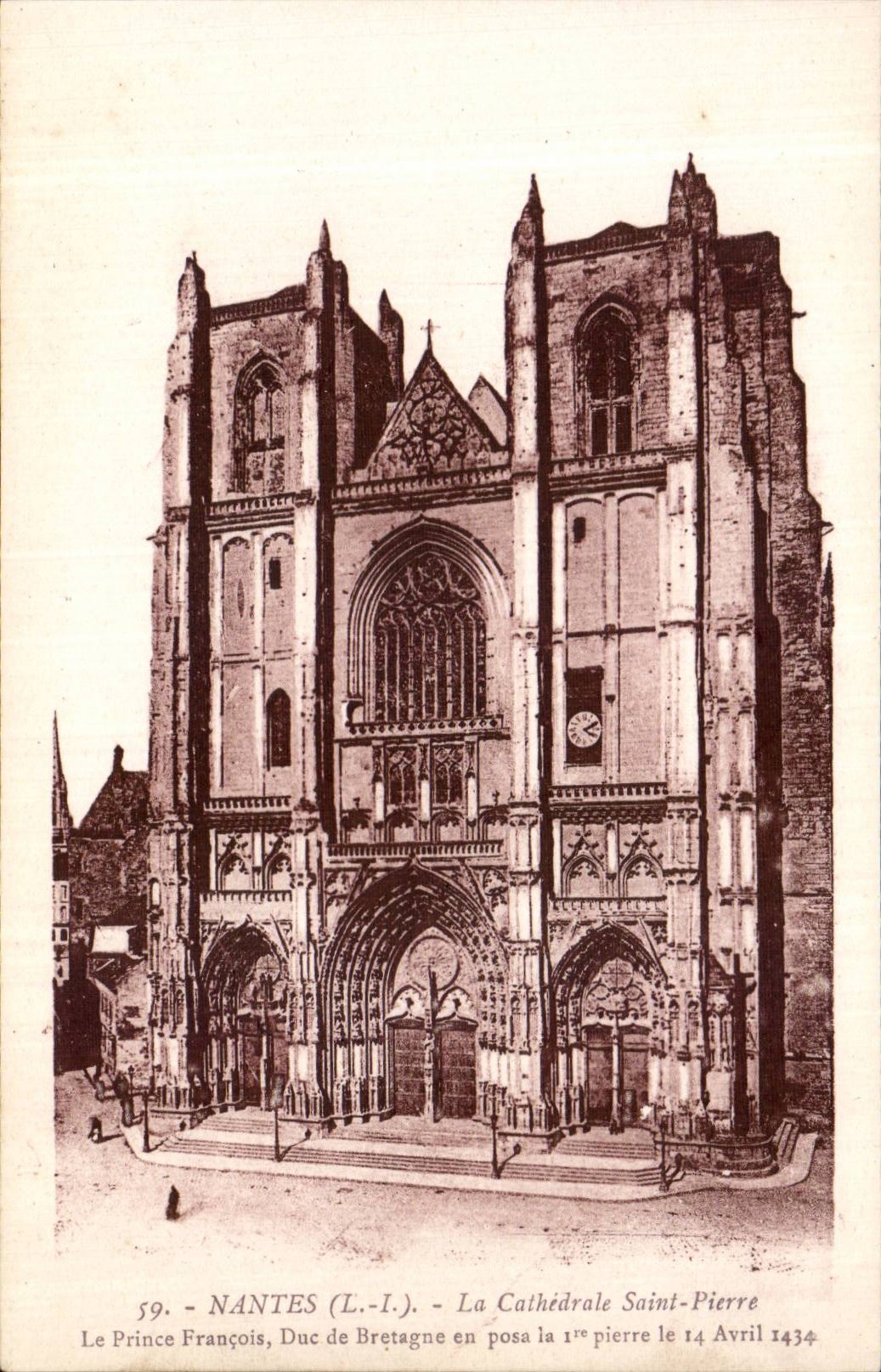 Nantes CPA La cathedrale Saint Pierre 