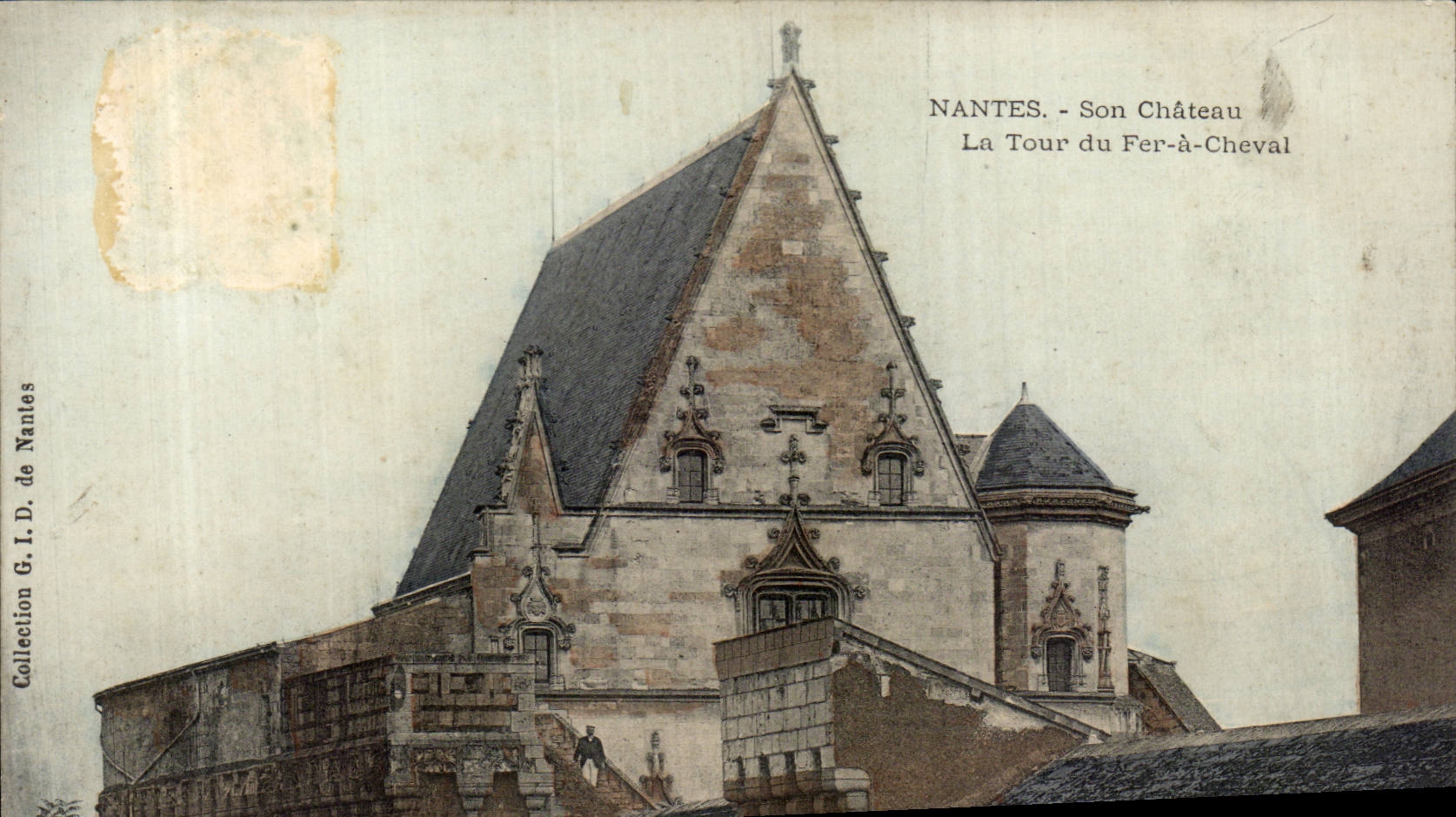 CPA Nantes Son chateau la tour du fer a cheval