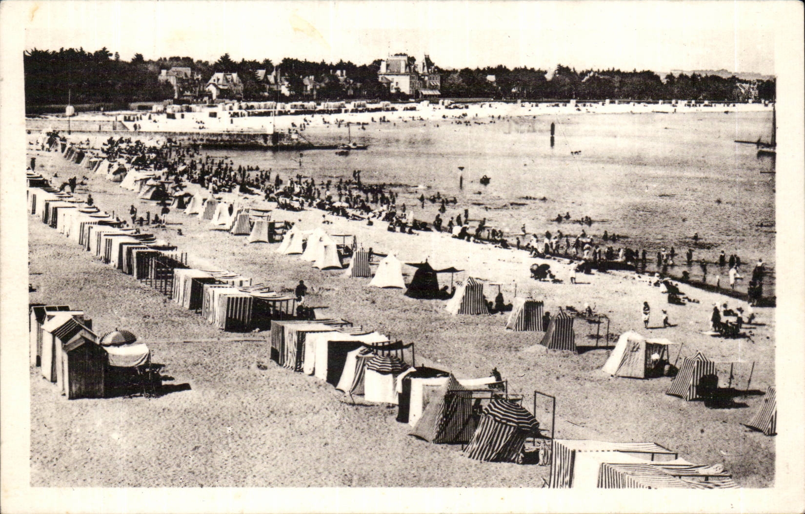 CPA Le Pouliguen La plage