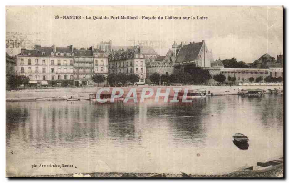 Nantes CPA Le quai du Port Maillard Facade du chateau sur la Loire