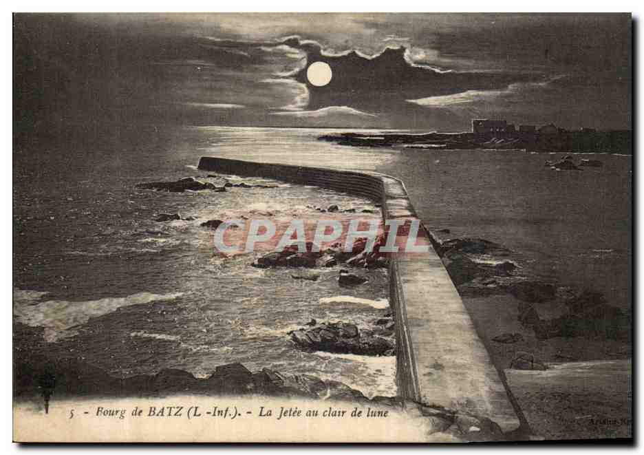Bourg de Batz CPA La jetee au clair de lune
