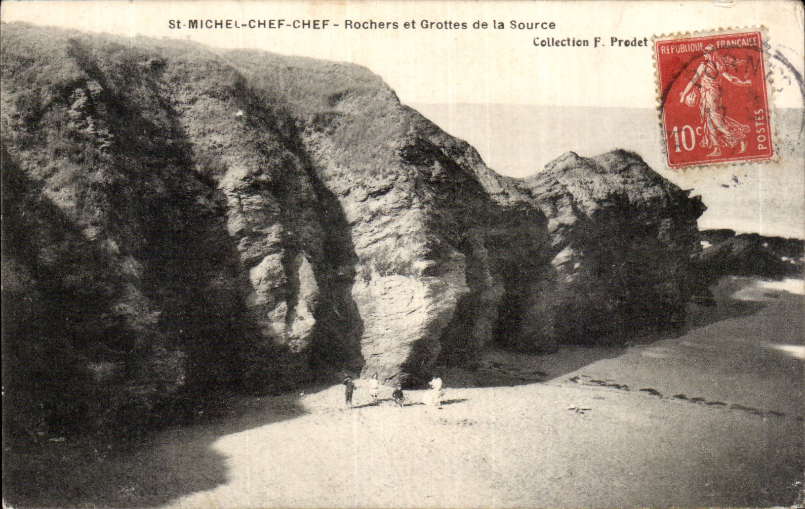 Saint MichelChef Chef CPA Rochers et grottes de la source
