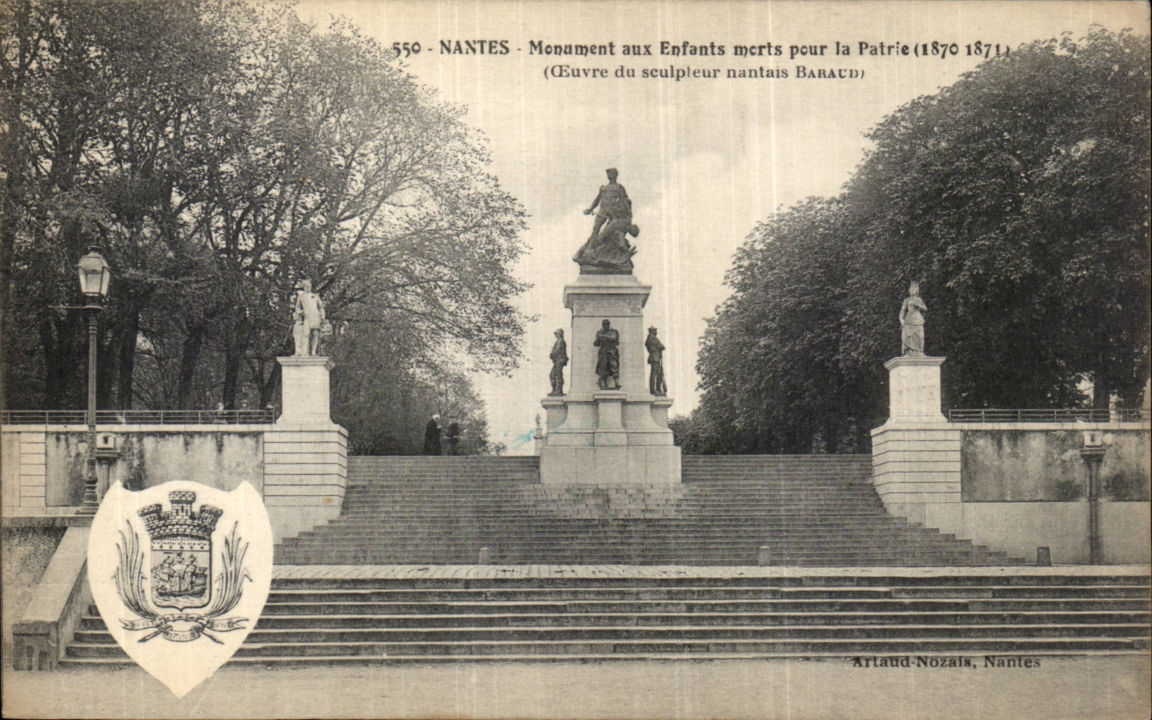 CPA Nantes Monument aux enfants morts pour la patrie 1870 1871 sculpteur nantais Baraud