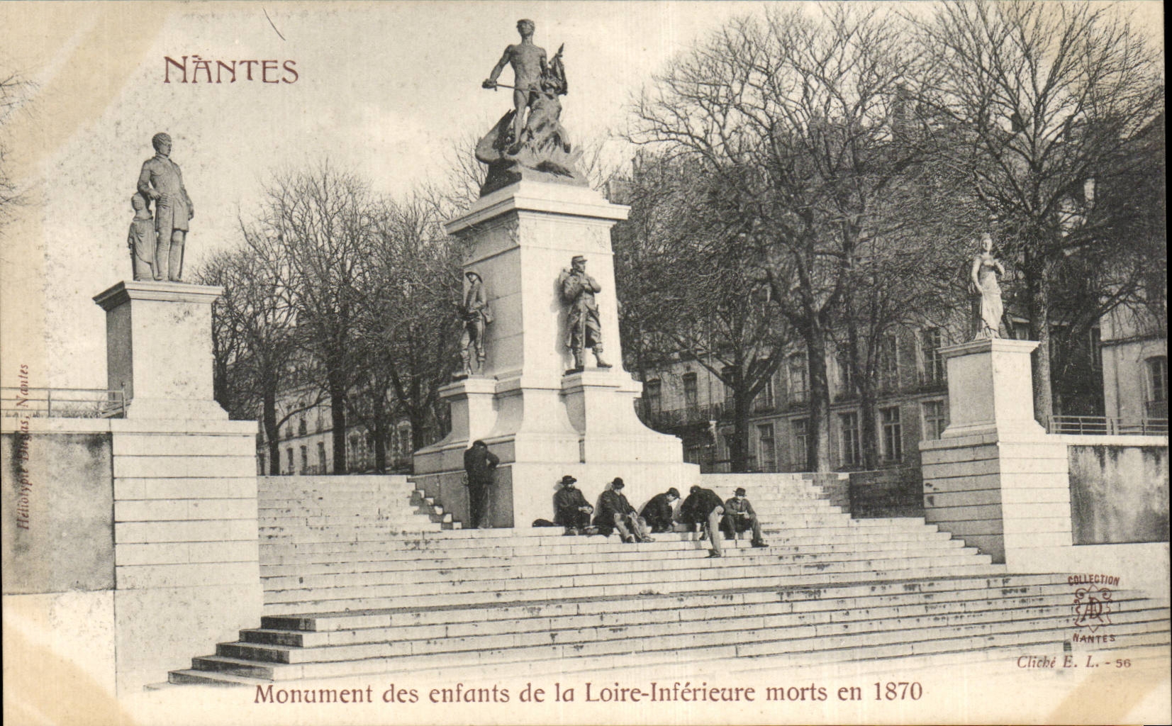 Nantes CPA Monument des enfants de la loire inferieure morts en 1870