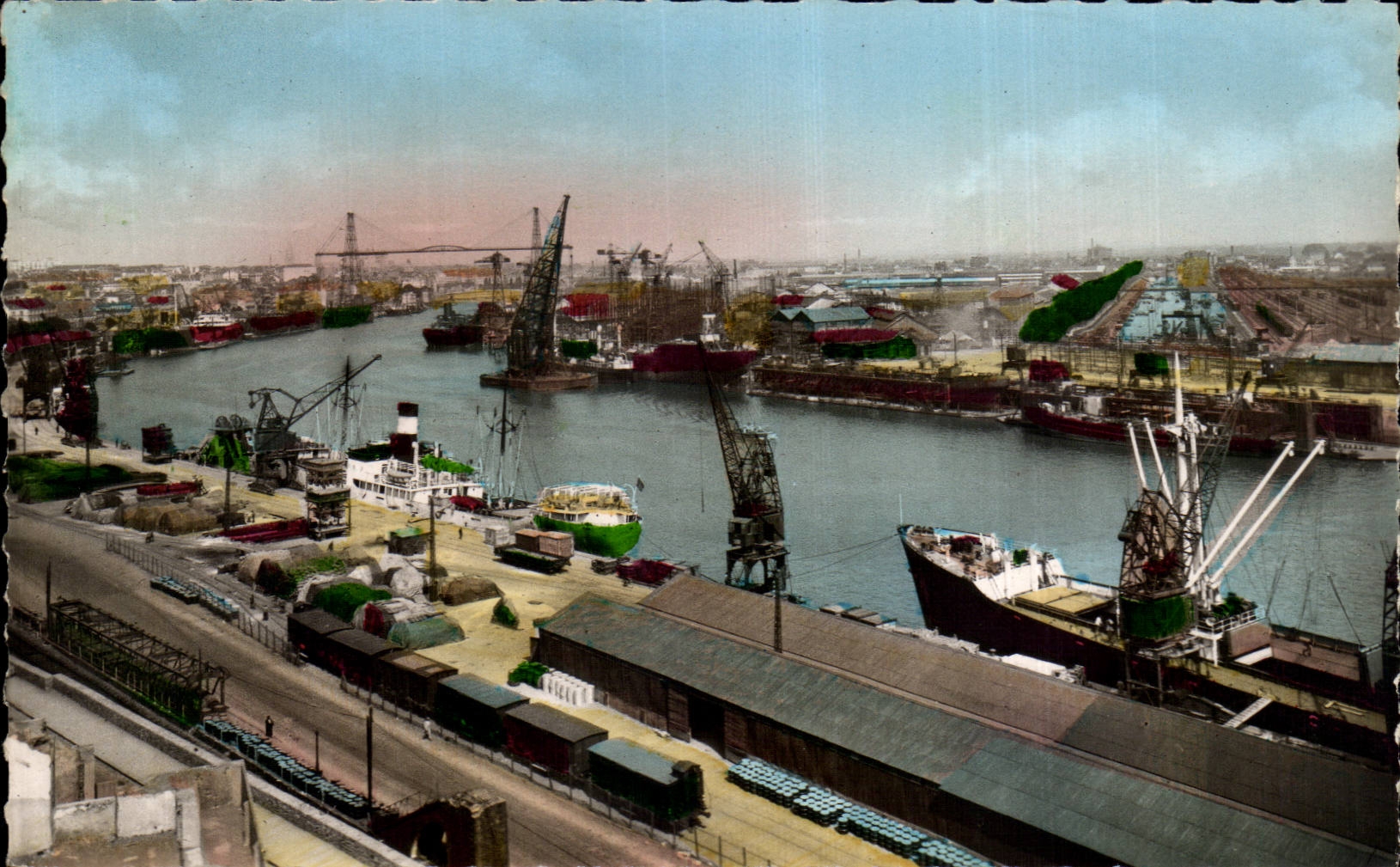 Nantes CPA Les quais