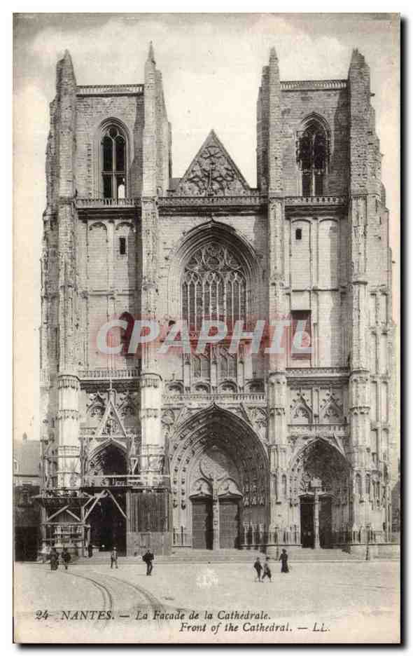 CPA Nantes Facade de la cathedrale 