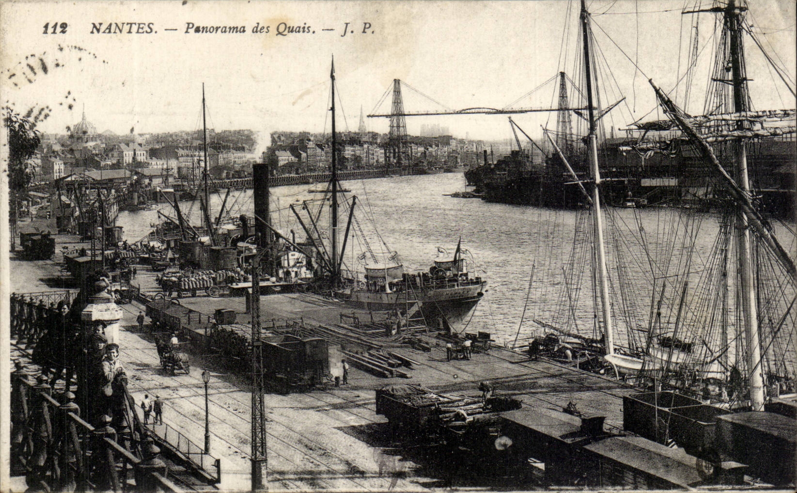 NANTES — Panorama des Quais — J. P. (n° 112)