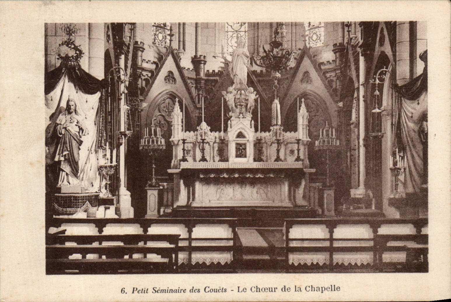 CPA Petit seminaire de Couets Le choeur de la chapelle
