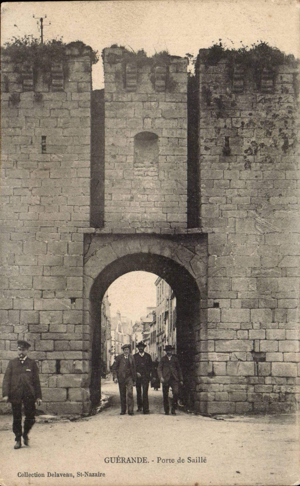 CPA Guerande Porte de Saille