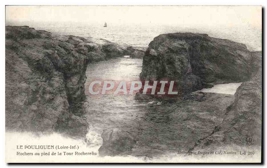 CPA Le Pouliguen Rochers au pied de la tour Rochereau