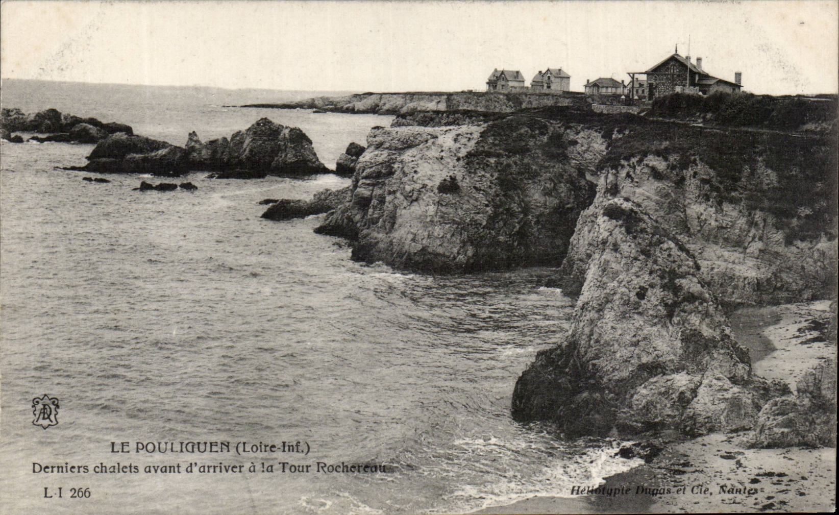 CPA Le Pouliguen Derniers chalets avant d'arriver a la tour Rochereau