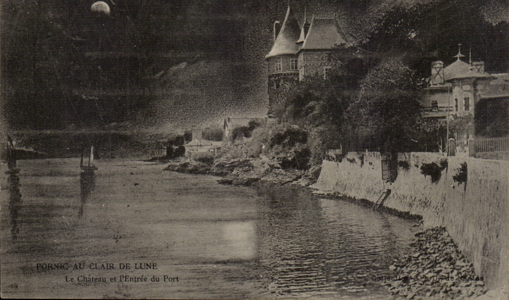 CPA Pornic au clair de lune Le chateau et l'entree du port