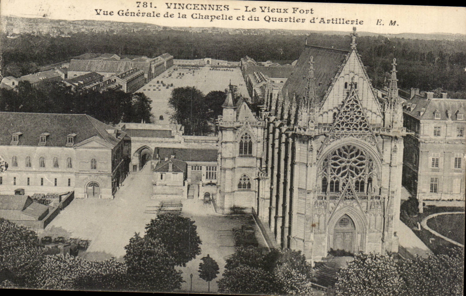 Vincennes - Le Vieux Fort - Vue Generale de la Chapelle - CPA 