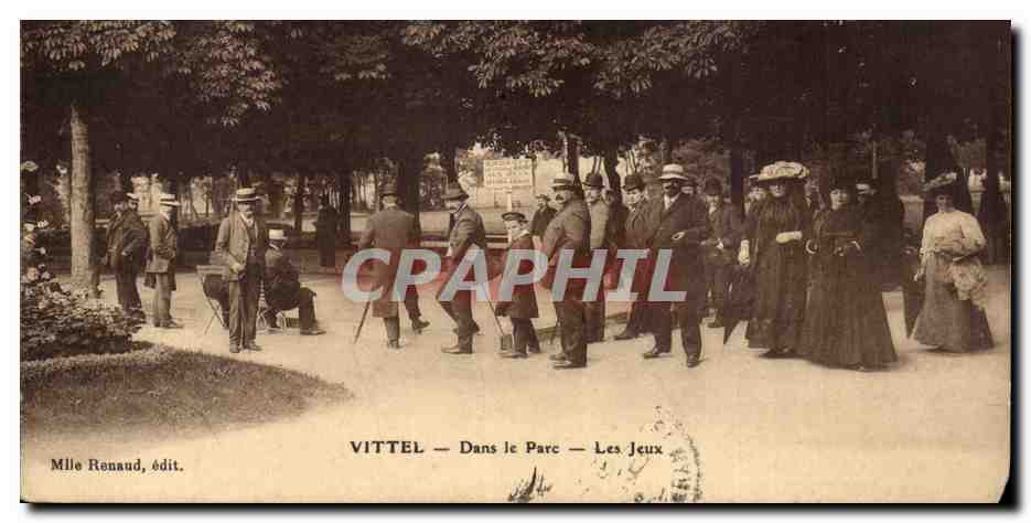 Vittel - Dans le Parc - Les Jeux - CPA 