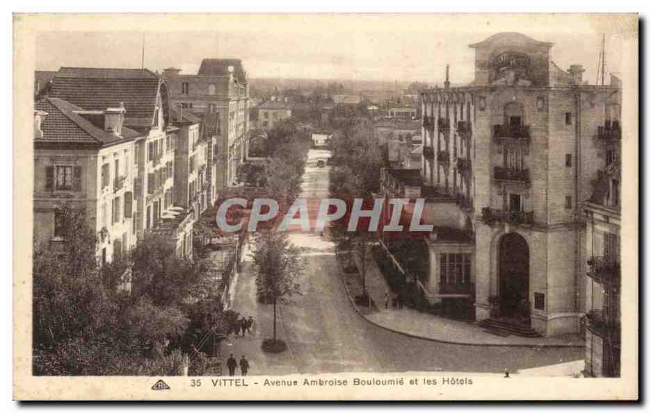 CPA Vittel Avenue Ambroise Boulomie et les hotels