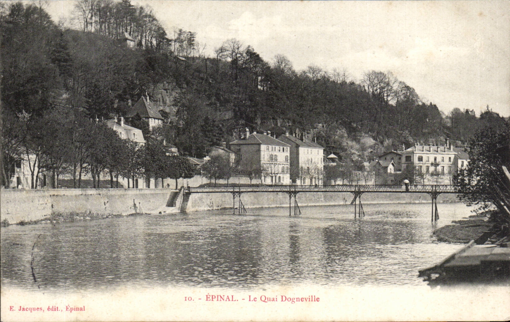 CPA Epinal Le quai Dogneville
