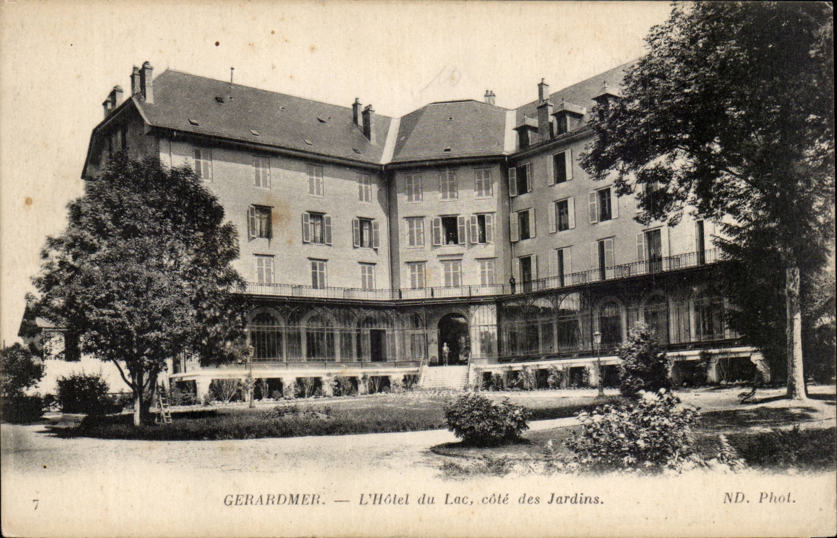 Gerardmer - L'Hotel du Lac - cote des Jardins - CPA 