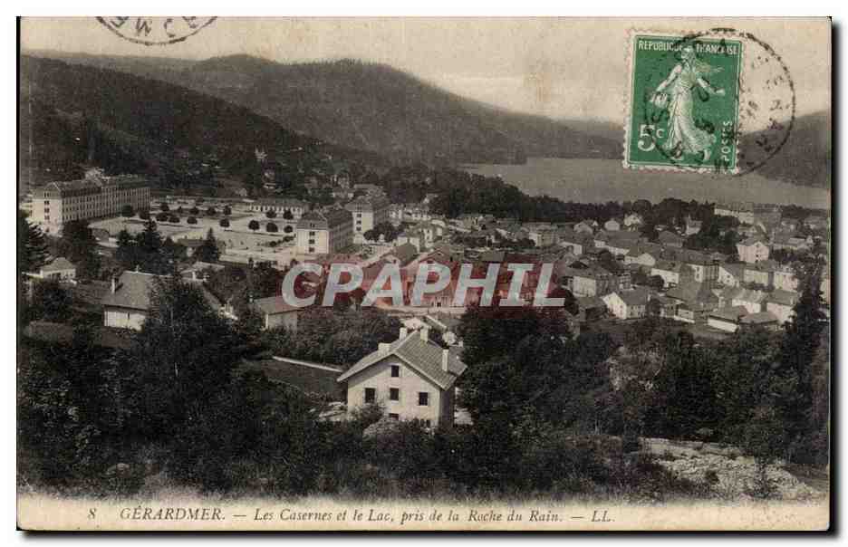 Gerardmer - Les Casernes et le Lac - CPA 