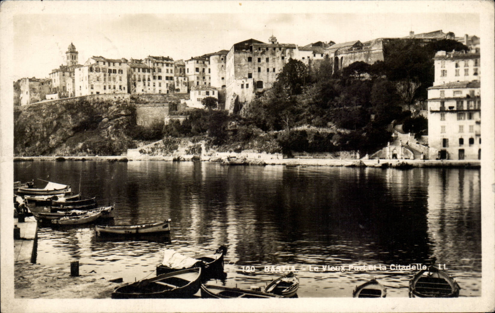Béziers - Le Vieux Port et la Citadelle — LL, n°190