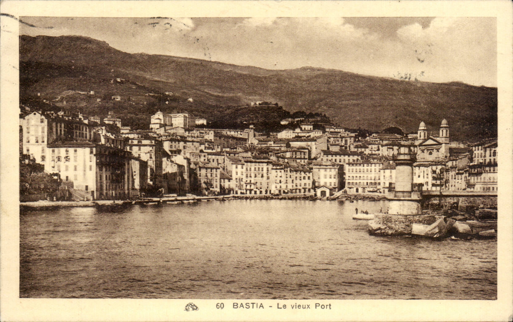 Bastia - Le vieux Port — vue du port et des bâtiments — éditeur inconnu, n° 60