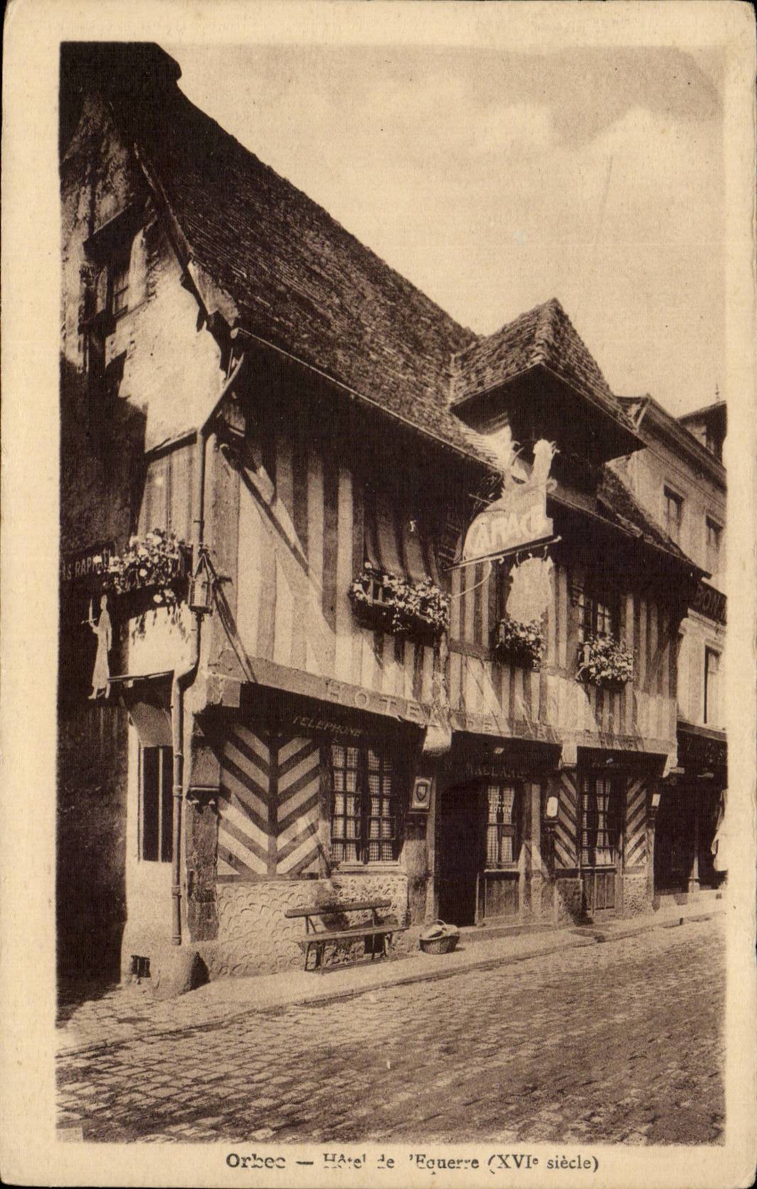 Orbec en Auge - L'Hotel - La Normandie - CPA 