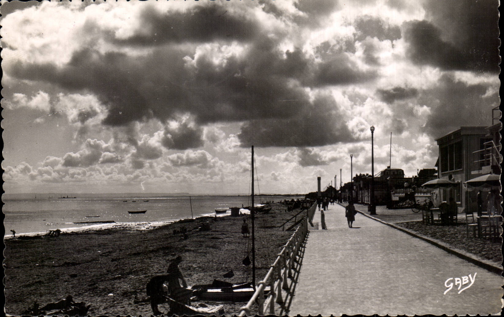 CPA Luc sur Mer Contre jour sur la plage