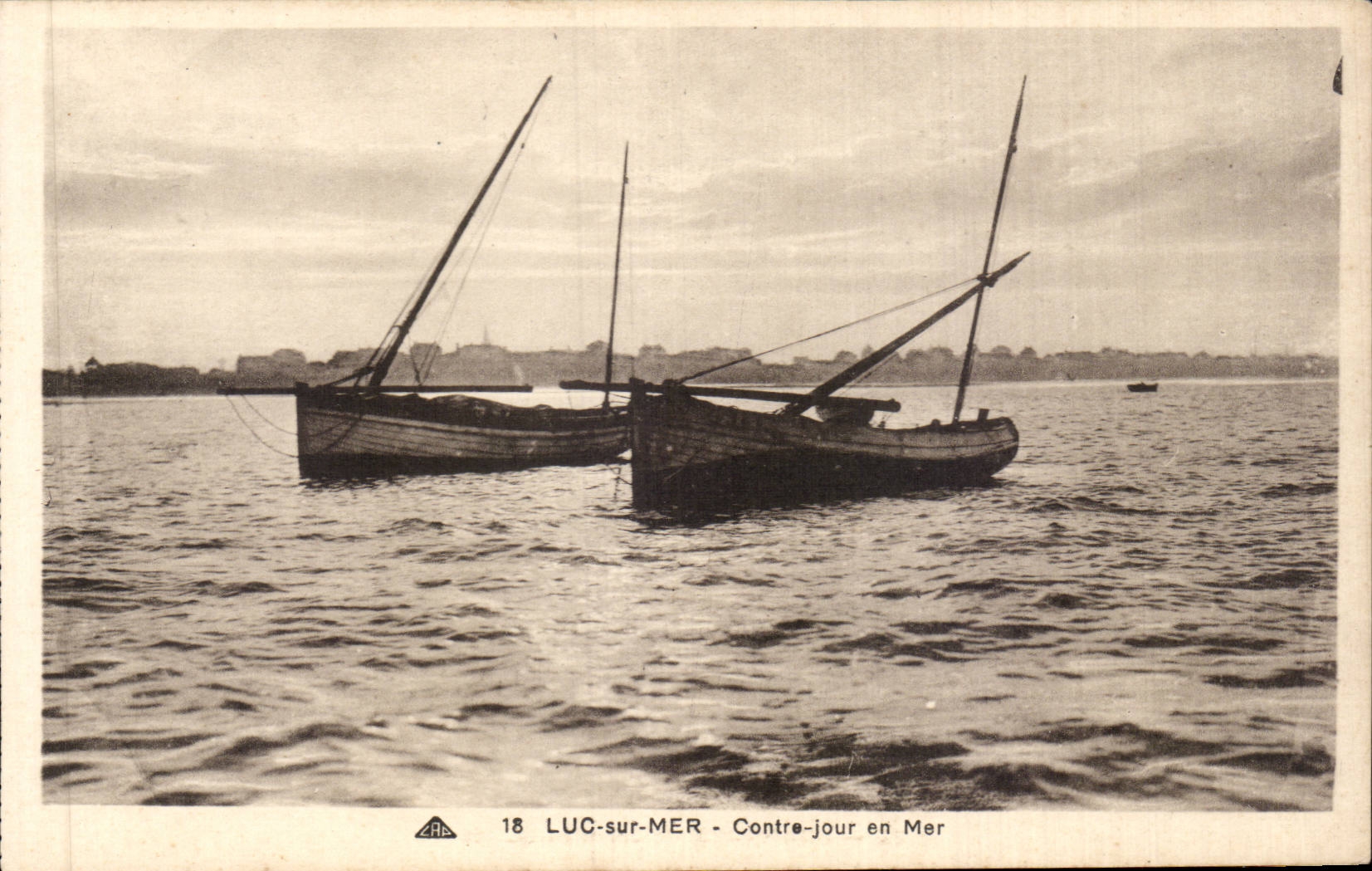 CPA Luc sur Mer Contre jour en mer